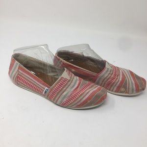 Toms by Toms